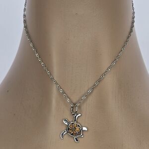 Hawaiian Turtle Amber Flower Pendant 16" 1.5 mm Twisted Rope Chain Silver Set